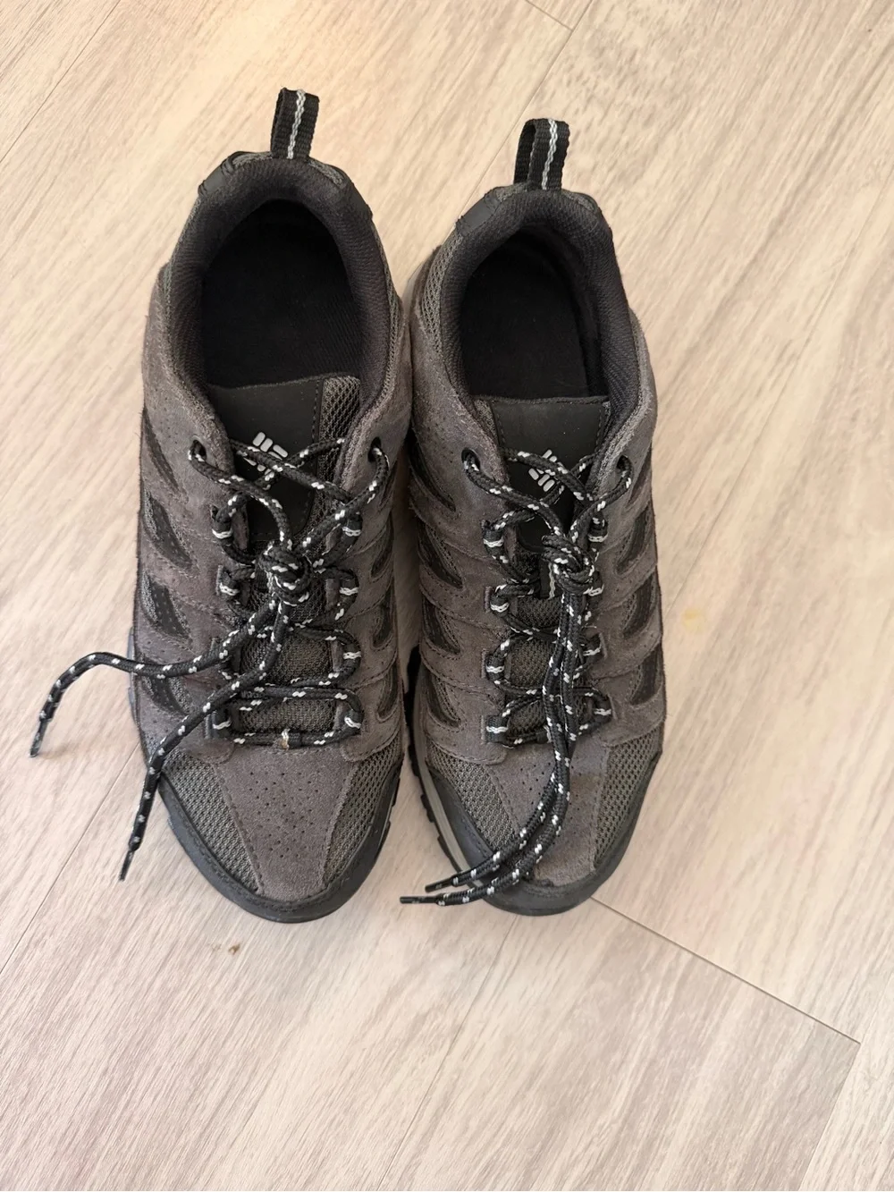 Columbia Men’s Hiking Shoes Size 8